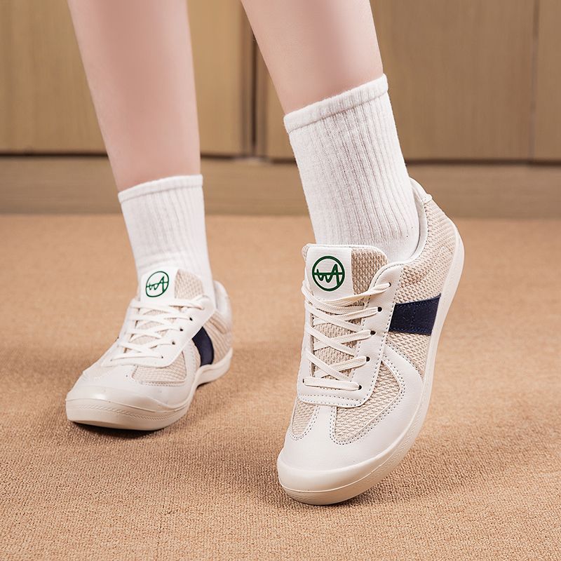 Sapatos esportivos femininos d - Casual Sneaker Low avaliação e preço