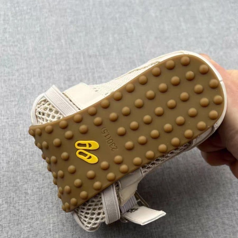 Novos Tênis Casuais Vazados co - Casual Sneaker Low avaliação e preço