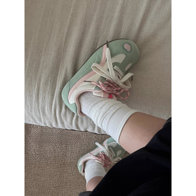 Sapatos de treinamento alemão  - Casual Sneaker Low avaliação e preço
